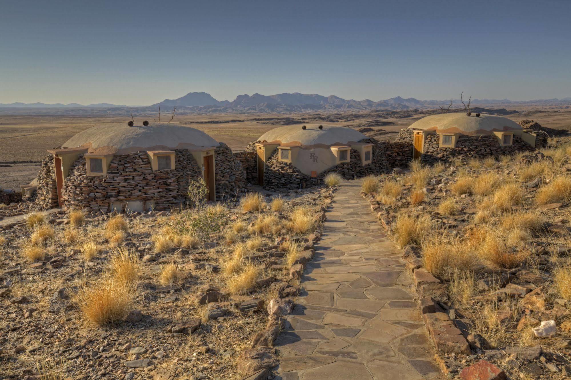 Rostock Ritz Desert Lodge Cha-re Extérieur photo